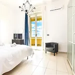 Aurora شقة فندقية 4*
