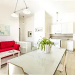 Aurora 4*