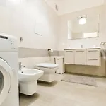 Aurora شقة فندقية