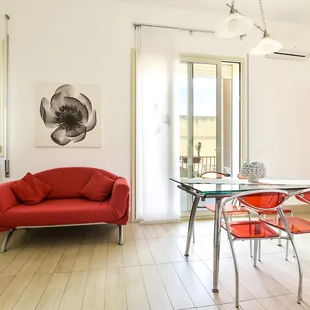 Apart-hotel Aurora 3*