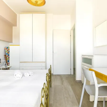Apart-hotel Aurora